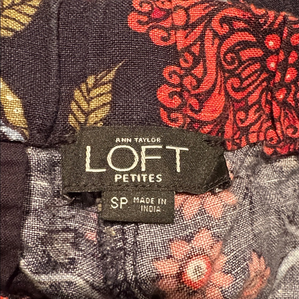 ANN TAYLOR LOFT Linen Blend Paisley Boho Fringe Hem Shorts in Navy Size S PETITE - Picture 13 of 15